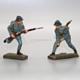 Lineol - Lot mit 2 Massefiguren, französische Soldaten