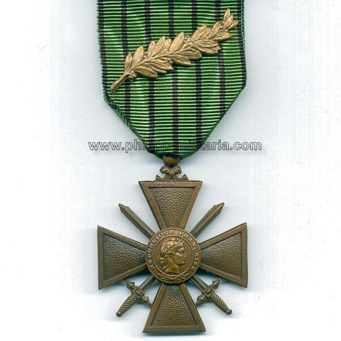 Frankreich - Kriegskreuz mit Schwertern 'Croix de Guerre' 1939-1940
