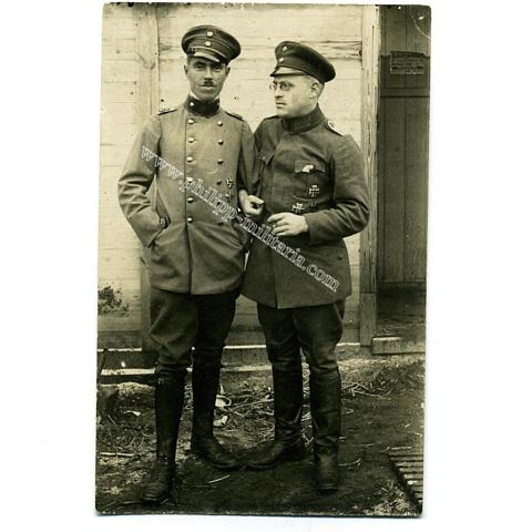Freikorps - Gruppenfoto mit Baltenkreuz