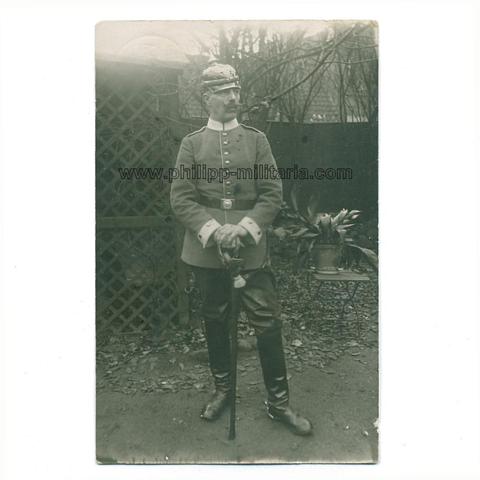 Offizier seiner Majestät des Kaisers Wilhelm II. - Portraitfoto