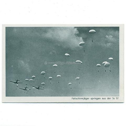 Fallschirmjäger springen aus der Ju 52 - Postkarte