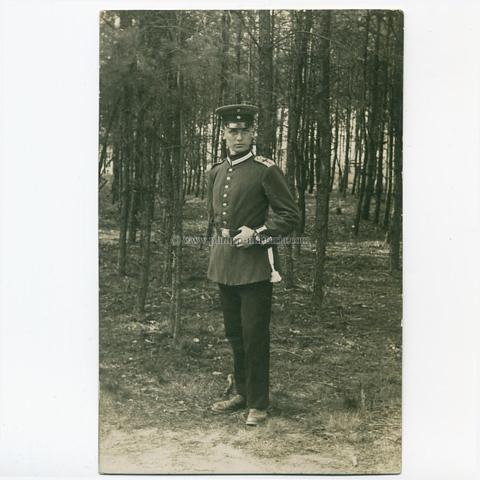 Postkartenfoto eines Angehörigen der Kaiserlichen Fliegertruppe