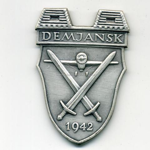 Ärmelschild 'Demjansk 1942' - Demjanskschild - Ausführung 1957