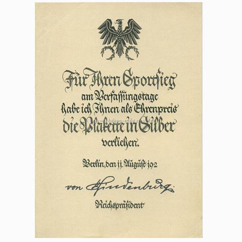 HINDENBURG Paul von, Deutscher Reichspräsident, mitgedruckte Unterschrift auf Sporturkunde Berlin 'Für Ihren Sportsieg am Verfassungstage habe ich die Plakette in Silber verliehen'