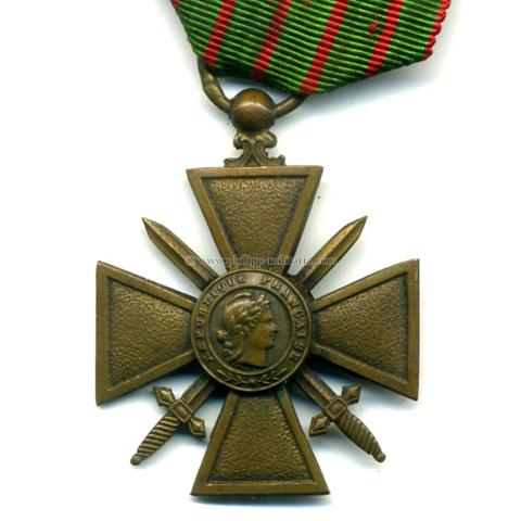Frankreich Kriegskreuz mit Schwertern 'Croix de Guerre' 1914-18