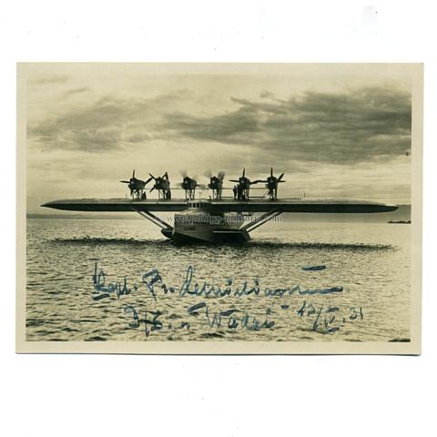 CHRISTIANSEN, Friedrich - als Kapt. / Kommandant des Großflugzeuges 'Do X' , eigenhändige Unterschrift auf Fotokarte