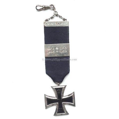 Eisernes Kreuz 2. Klasse 1914 mit Hersteller 'KO' am Erinnerungsband eines Kriegsteilnehmers des 1. u. 2. Weltkrieges