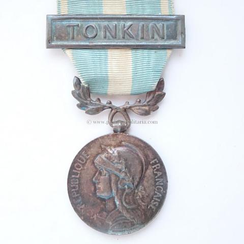 Frankreich - Medaille Coloniale mit Bandspange 'Tonkini'
