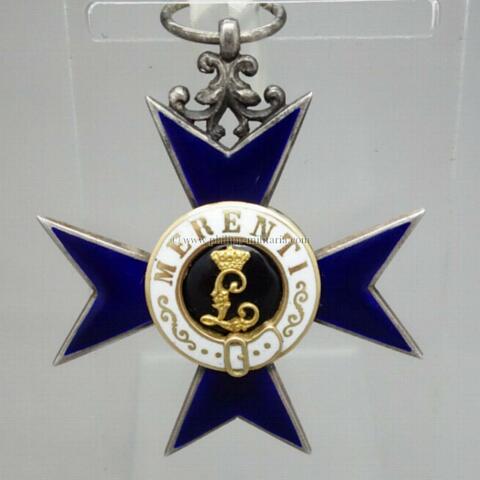 Königreich Bayern Militär-Verdienstkreuz ohne Flammen, 1. Form (1866 - 1905)