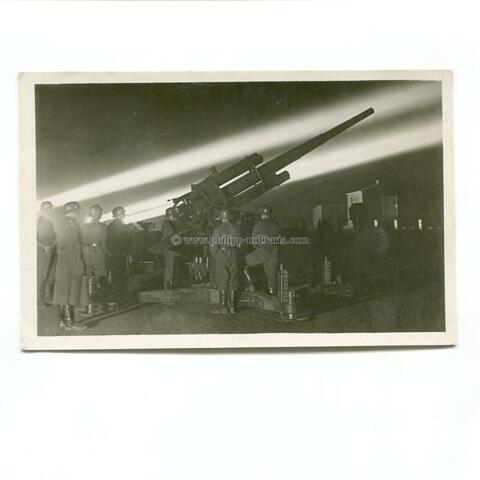 Nachtschießen der schweren Flak-Geschütze - Feldpost- Fotopostkarte
