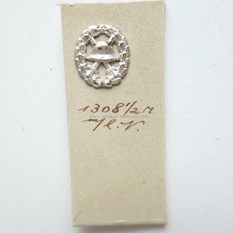 Verwundetenabzeichen in Silber 1918 - Miniatur 12x14mm. durchbrochene Ausführung