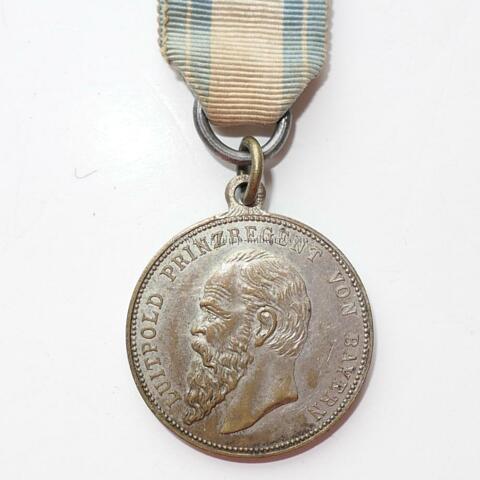 Erinnerungsmedaille Königreich Bayern, Luitpold Prinz Regent Medaille ' In Treue Fest '