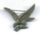 Adler zum Fliegerschützenabzeichen mit Blitzbündel  - Ausführung 1957